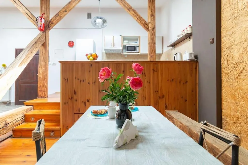 Pauza 3 Bedroom Apartment! Old Town Krakow Apartment