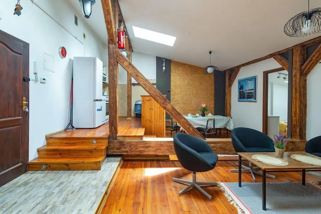 Pauza 3 Bedroom Apartment! Old Town Kraków 0*,  Polen